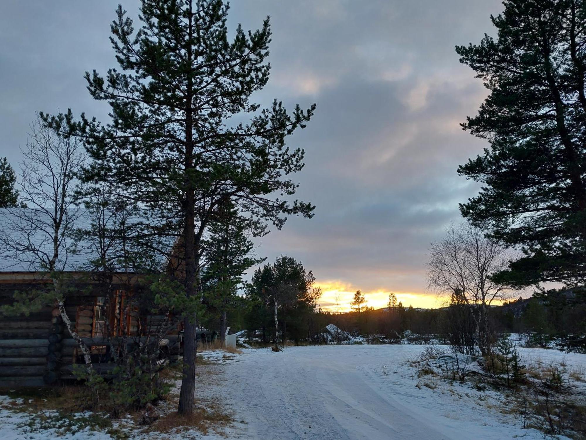 Muotkan Ruoktu Tunturikyla Enare Exteriör bild